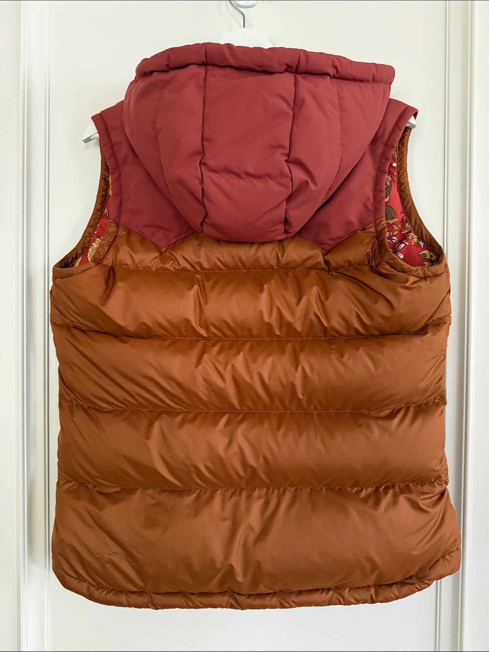 Patagonia | Bivy Down Vest Rust Orange - Medium - Picture 4 of 14